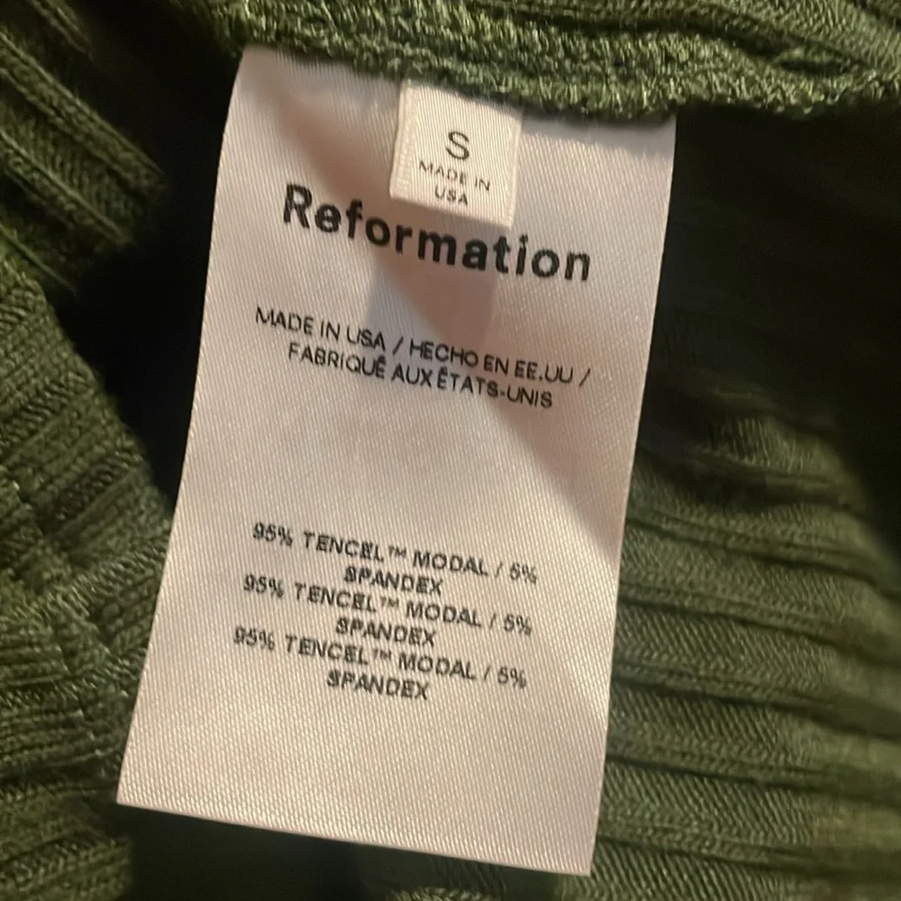 Reformation Gellar Top in Fern - Picture 7 of 7